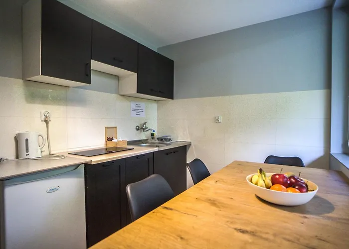 River Park Wśród Drzew Wzdłuż Rzeki Ośrodek wypoczynkowy