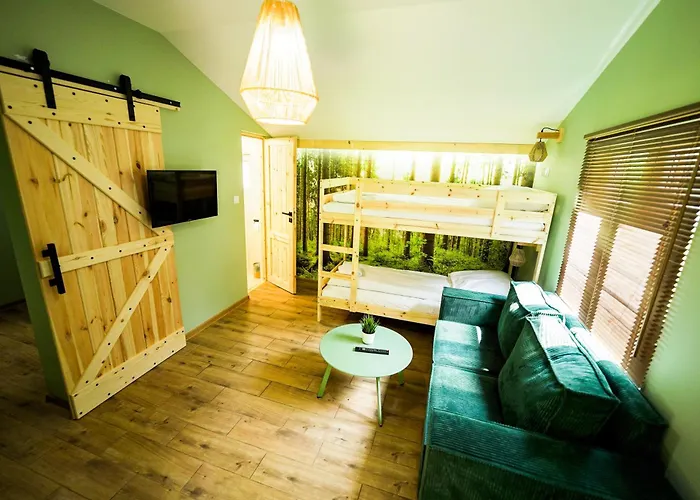 River Park Wśród Drzew Wzdłuż Rzeki 3* Zator