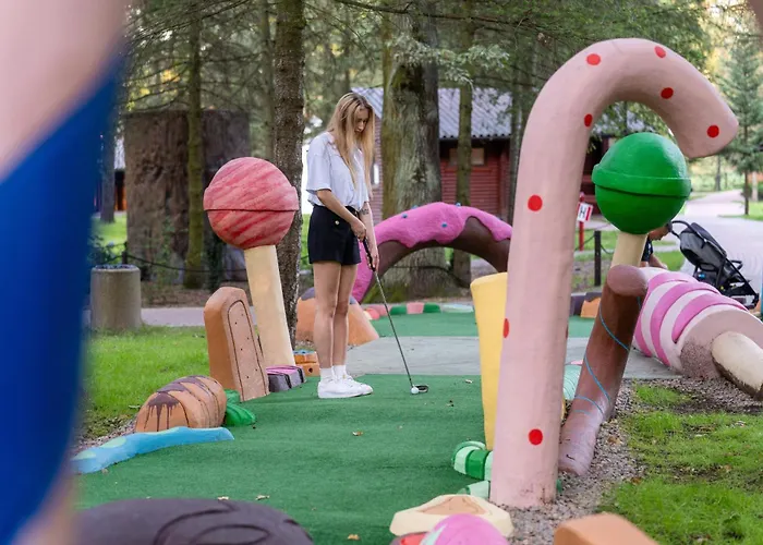 River Park Wśród Drzew Wzdłuż Rzeki 3* Zator